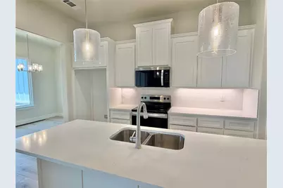 1021 Sabrina Court, Weatherford, TX 76085 - Photo 9