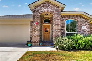 2807 River Ridge Ct, Granbury, TX 76048 - Photo 5
