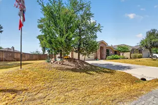 2807 River Ridge Ct, Granbury, TX 76048 - Photo 1