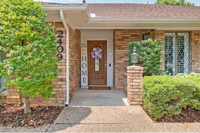 2409 Glen Morris Road, Carrollton, TX 75007 - Photo 5