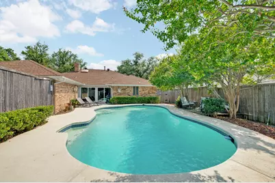 2409 Glen Morris Road, Carrollton, TX 75007 - Photo 35