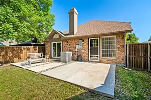 381 Arbor Ln, Euless, TX 76039 - Photo 29
