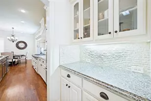 4106 Lively Ln, Dallas, TX 75220 - Photo 9