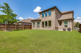 3584 Hathaway Ct, Irving, TX 75062 - Photo 23