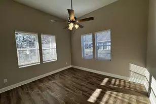 939 W Frey St, Stephenville, TX 76401 - Photo 9