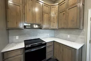939 W Frey St, Stephenville, TX 76401 - Photo 7