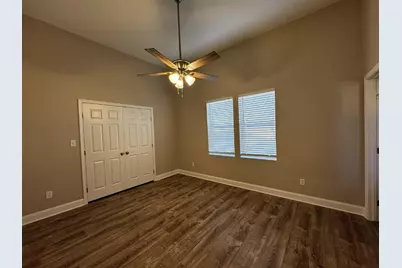 939 W Frey Street, Stephenville, TX 76401 - Photo 11
