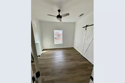400 S 4th Street, Bonham, TX 75418 - Photo 9