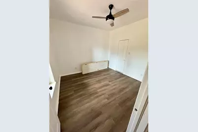 400 S 4th Street, Bonham, TX 75418 - Photo 7