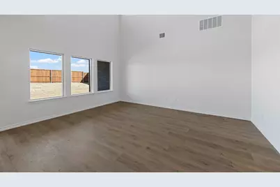 8425 Everly Drive, Garland, TX 75043 - Photo 11