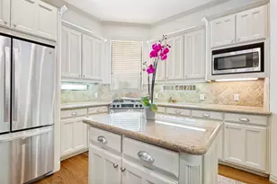 4921 Alcott St, Dallas, TX 75206 - Photo 9