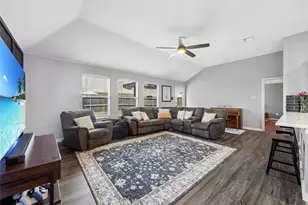 821 Austin Ln, Lavon, TX 75166 - Photo 11