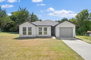 5735 Bon Air Dr, Dallas, TX 75241 - Photo 1