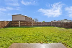 2743 Hacienda Lake Dr, Little Elm, TX 75068 - Photo 31