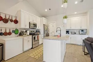 310 Oakwood Ave, Jacksboro, TX 76458 - Photo 11