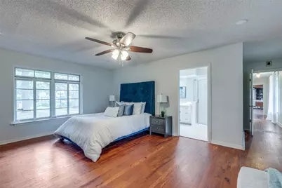 1901 Bluebird Avenue, Fort Worth, TX 76111 - Photo 11