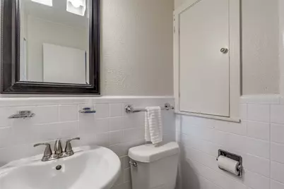 1901 Bluebird Avenue, Fort Worth, TX 76111 - Photo 19