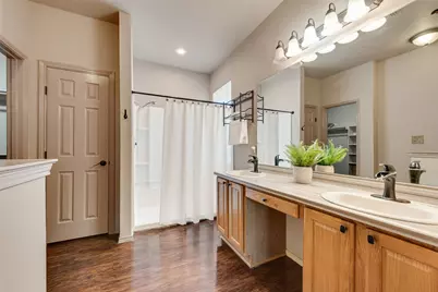 3900 Kirby Drive, Denton, TX 76210 - Photo 13