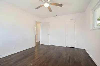 203 W College Street, Whitewright, TX 75491 - Photo 17