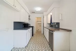 203 W College St, Whitewright, TX 75491 - Photo 7