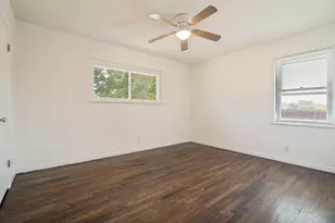 203 W College St, Whitewright, TX 75491 - Photo 15