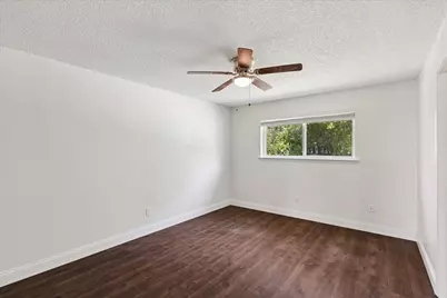 401 S Walnut Creek Drive, Mansfield, TX 76063 - Photo 13
