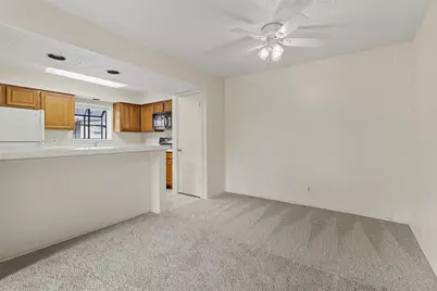 15221 Berry Trail #108, Dallas, TX 75248 - Photo 5