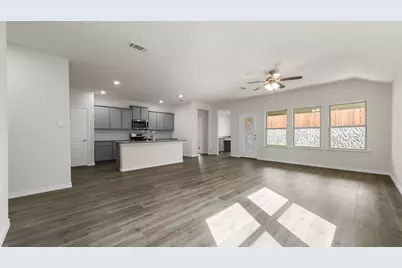 8429 Everly Drive, Garland, TX 75043 - Photo 3
