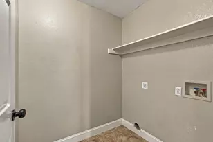 1107 Chancellorsville Pkwy, Grand Prairie, TX 75052 - Photo 21