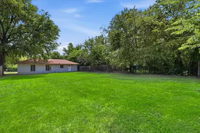 610 Crescent Street, Denton, TX 76201 - Photo 15