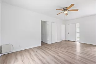 610 Crescent St, Denton, TX 76201 - Photo 5