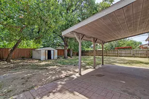 5001 Darrow Ln, Arlington, TX 76017 - Photo 23