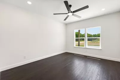 5660 Lone Star Circle, Granbury, TX 76048 - Photo 15