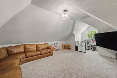1029 Oakridge Court, Burleson, TX 76028 - Photo 23