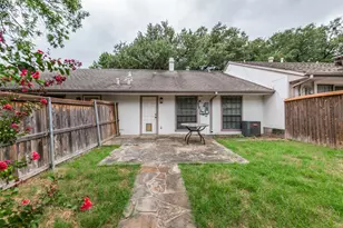 13719 Flagstone Ln, Dallas, TX 75240 - Photo 23
