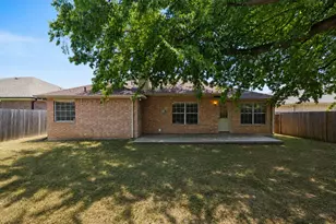 3357 Galaway Bay Dr, Grand Prairie, TX 75052 - Photo 19