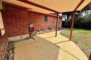 3904 Woodbury Ct, Arlington, TX 76017 - Photo 31