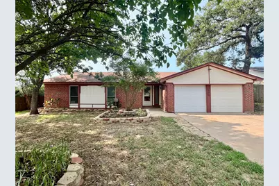 3904 Woodbury Court, Arlington, TX 76017 - Photo 1
