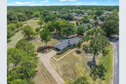 1015 W College Street, Canton, TX 75103 - Photo 3