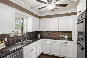 1015 W College St, Canton, TX 75103 - Photo 21