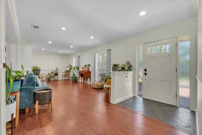 207 Walnut Way, Euless, TX 76039 - Photo 5