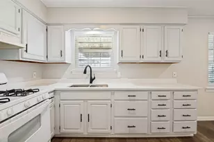 435 Allen Ave, Duncanville, TX 75137 - Photo 11