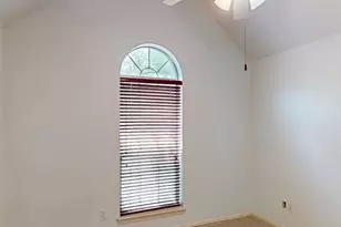 7525 Brentwood Ct, North Richland Hills, TX 76182 - Photo 29
