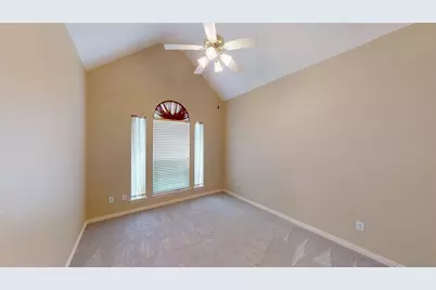 7525 Brentwood Court, North Richland Hills, TX 76182 - Photo 19