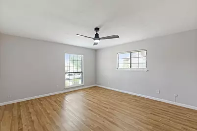 5168 Pruitt Drive, The Colony, TX 75056 - Photo 9