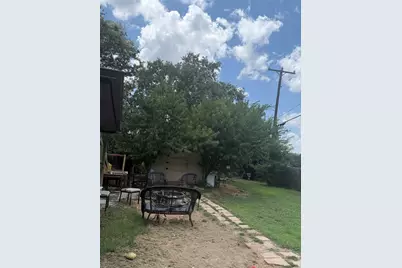 625 Linda Court, Joshua, TX 76058 - Photo 11