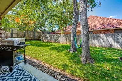 700 Reese Lane, Hurst, TX 76054 - Photo 25