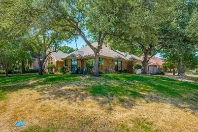 700 Reese Lane, Hurst, TX 76054 - Photo 1