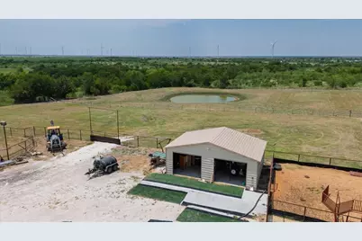 411 N 6th Street, Coolidge, TX 76635 - Photo 31