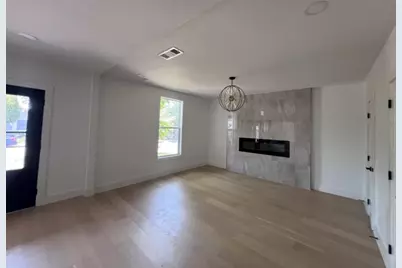 710 S Glasgow Drive, Dallas, TX 75223 - Photo 9